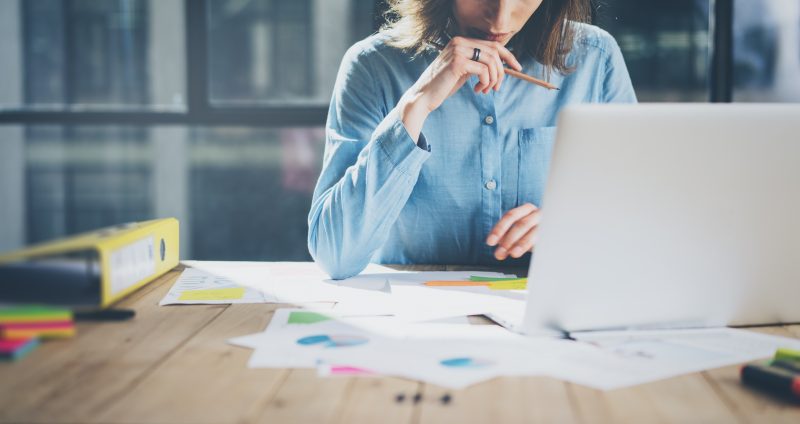 Partout Dans Le Monde Les Femmes Travaillent Plus Que Les Hommes 